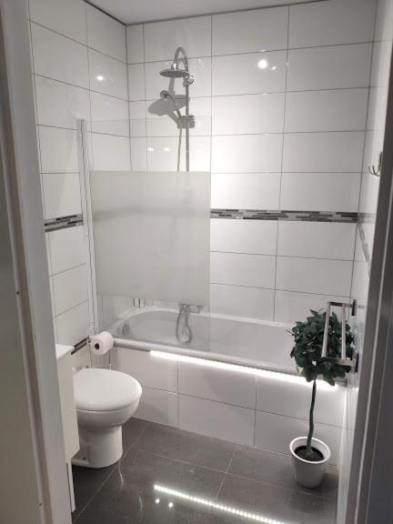 Villa Eden Basecles Екстериор снимка